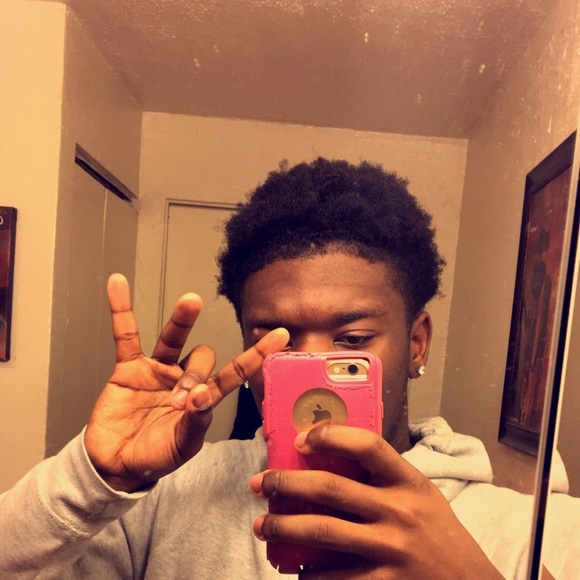 Meet your Posher, Devin - Picture 1 of 1